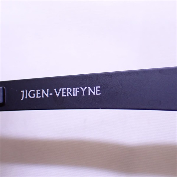 次元偏光グラスＶＥＲＩＦＹＮＥ